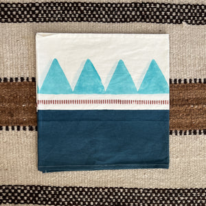 Muthallath Table Runner